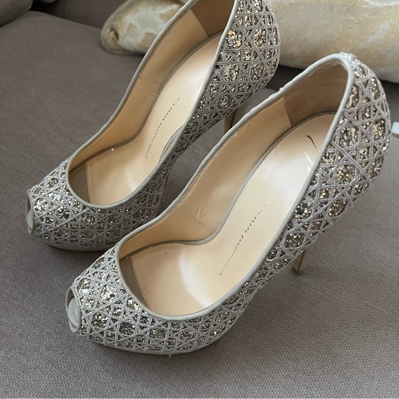 NIB giuseppe zanotti peeptoe platform gold glitter EU 39 - Picture 14 of 14